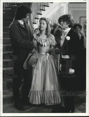 1977 Press Photo Melissa Anderson & Co-Stars In  Little House On The Prairie  • $17.99