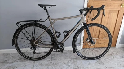 $720 • Buy GT Grade All Roads Commuter Gravel 55cm Shimano 105 Disc Brake 