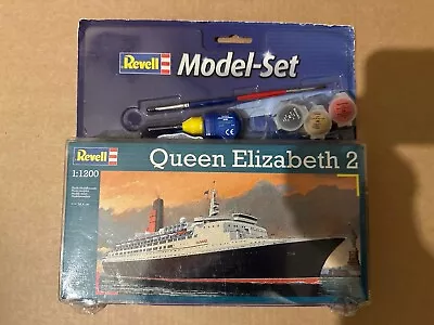 Revell 1/1200 Queen Elizabeth 2 Model Set.  Cat. No. 05806 - New • £15.99