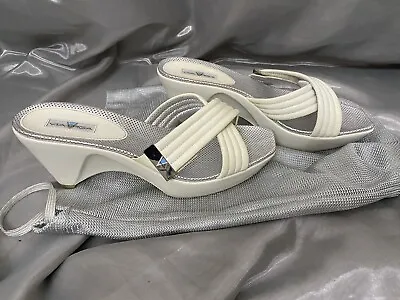 VIA SPIGA Secret Wedge Slide Bridal White Comfortable Sandals Women's Size 8.5 • $35