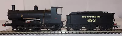 Hornby R3419 Sr Drummond 700 0-6-0 Locomotive 693 • £95