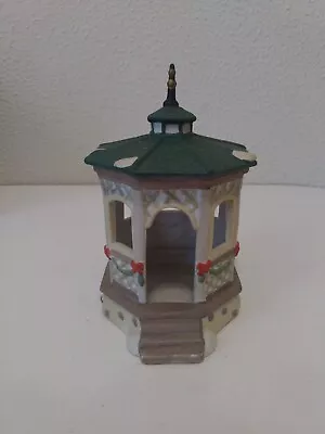 Victorian Village Collectibles 1993 Porcelain HandPainted The Old Towne Pavilion • $19.99