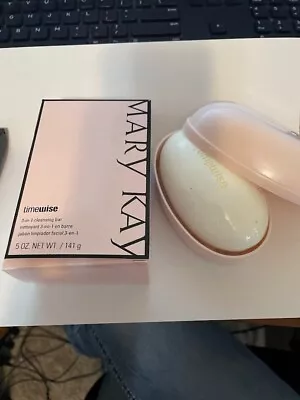 Mary Kay TimeWise 3 In 1 Cleansing Bar With Soap Dish. New In Box Sealed 027914 • $23.95