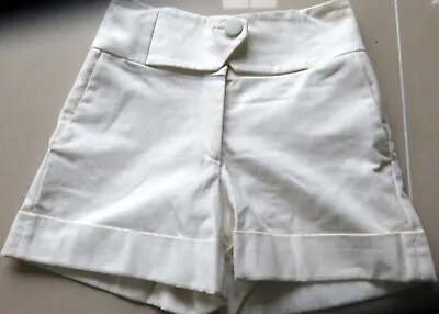 Women’s REISS Ivory Cream High Waisted Lined Tailored Shorts UK 4 With Pockets  • £15