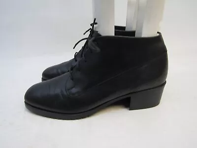 MUNRO Womens Size 6 M Black Leather Lace Up Ankle Fashion Boots Bootie • $36.09