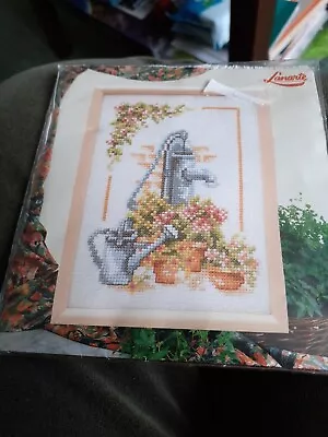 Lanarte Counted Cross Stitch Kit - WATER PUMP WITH WATER CAN 34168 4.75 X 6.75  • £5.50