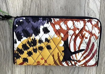 NWT VERA BRADLEY ZIP AROUND Accordion Quilted WALLET Painted Feathers Print • $24