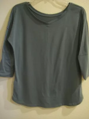 Columbia  Sportswear Green T-shirt Top 3/4 Sleeve Sz XS • $9.99