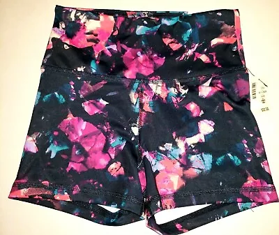 LIVE LOVE DREAM NEW NWT VOLLEYBALL SHORTS Womens Size MEDIUM NEW 32.50 Msrp NICE • $16.80