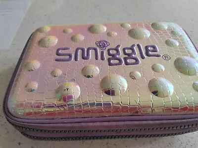 Smiggle Stationery Pencil Case/Felt Tip Holder In Metallic Lilac Used  • £3.50