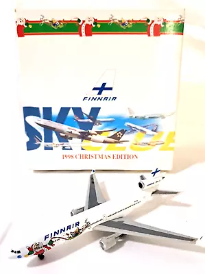 Finnair MD11 - 1998 Christmas Edition Plane Model (Dragon Wings - 1/400) • $50.99