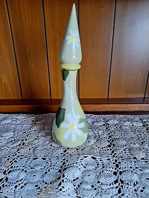 Green Hand Painted White Daisy Flower Vase With Lid  • $5