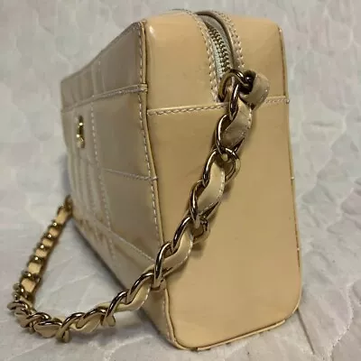 CHANEL Beige Cream Chocolate Bar Chain Shoulder Bag • £609.27