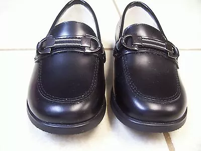 Venettini  Larson  Black Leather Boys Loafers/slip On's Size 55/5 New • $55