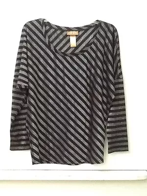 Women's Miss Tina Size Small (4-6) Black And Silver Striped Top Blouse • $12.95