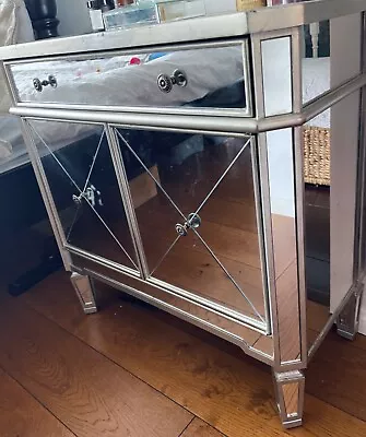 Vintage Mirrored 2 Chester Drawers Cabinet  • £55