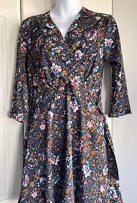 Yumi Mini  Dress Size 10 Multicoloured Floral • £2
