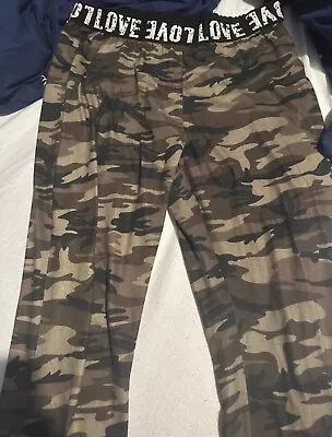 Camouflage Leggings • £3