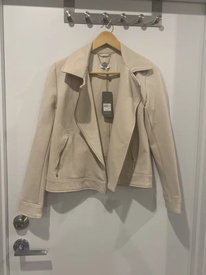 $50 • Buy RRP 129.99 - Size 8 W Lane - Beige Soft Stretch Jacket