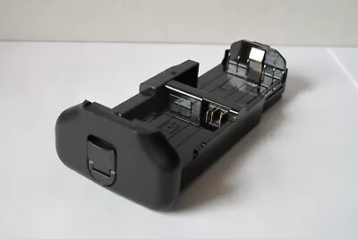 Canon Battery Magazine BGM-E8L - For BG-E8 Battery Grip (for T2i T3i T4 T5i) • $18