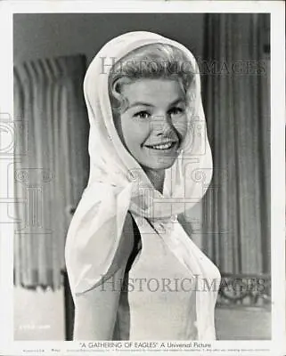 1963 Press Photo Mary Peach Stars In Universal's  A Gathering Of Eagles.  • $17.88