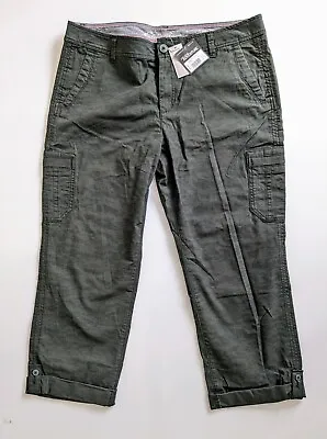 $80 Eddie Bauer Adventurer Ripstop Green Crop Cargo Pants Womens 12 Hiking NWT • $19