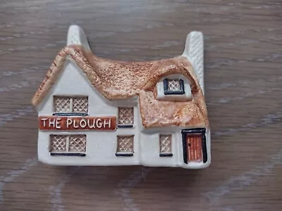 Philip Laureston THE PLOUGH Miniature House Building UK #716 • $9.50