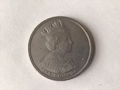 Queen Elizabeth II Five Pound Coin 2002 • £5