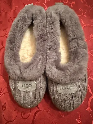 New-UGG Women’s Knit Slipper Moccasins  Gray Size 8-Sherpa Lined-Snug Fit • $99