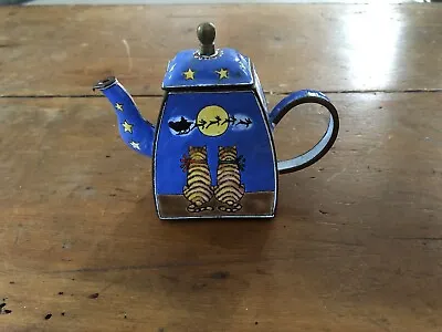 Miniature Teapot Trade Aid Vintage Collectibles Enamel With Cats With Santa • £24.99