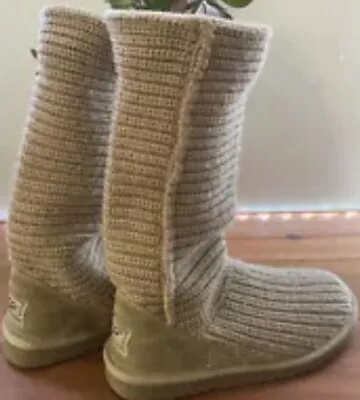 UGG Australia 5817 Classic Cardy Tan Knit Boots  Size 6 Brown • $25