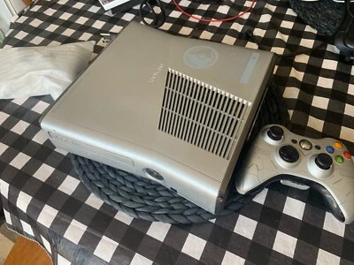$65 • Buy Xbox 360 Halo: Used Reach Limited Edition Silver Console. Test Works Well