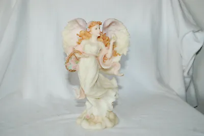 Angel Figurine Seraphim Clasics Rose 2001 Limited Edition # 81827 • $25