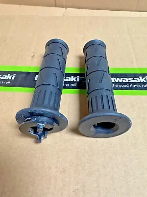 Genuine Kawasaki Z1000SX 2020-2022 Standard Handlebar Grips & Throttle Tube • £24.75