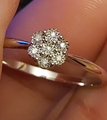 £69.99 • Buy 9ct White Gold Diamond Ring Flower Cluster Ring New Size P 