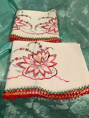 VINTAGE 2 Pillow Cases Hand Embroidered Crocheted Set Floral Water Lily 20 X 30  • $22