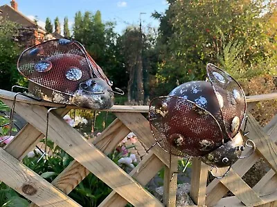 £14.99 • Buy Setof 2 Ladybird Garden Ornament Wall Fence Tree Décor Insect Sculpture Ladybug