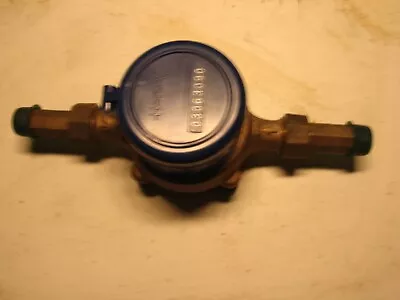 New Hersey 430 5/8 Water Meter W/adapters 0394 • $99.99