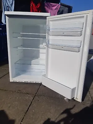 Bosch Classixx Undercounter Fridge • £75