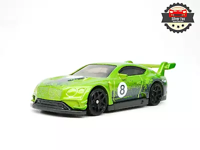 2018 Bentley Continental Gt3 Racing #8 Green 1/64 Scale Diecast Collector Car • $8.95