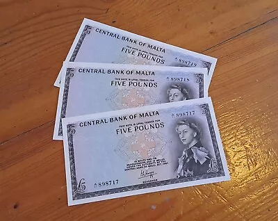 Malta - QEII FIVE POUND P-30 UNC  *RARE* • $475