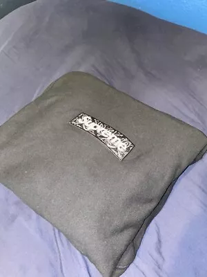 $165 • Buy Supreme Bandana Box Logo Hoodie XL