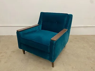 Mid Century Modern Club Chair In Green Velvet • $1400