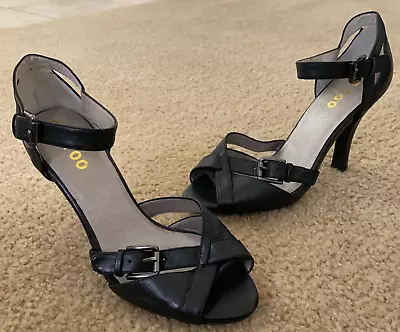 Me Too Womens Strappy Heels Leather Black Size 8.5M Open Toe NWOB • $22.94