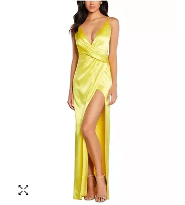 NWOT Aidan By Aidan Mattox Women Yellow V-Neck Draped Column Size 12 $295 • $100