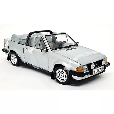 1:18 Ford Escort XR3i Cabriolet By Sun Star In Silver H4993 Model Car • £80.49