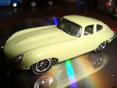 Matchbox 1961 Jaguar E-type Coupe Car (2005) Green • $6