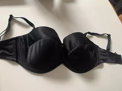 Panache Black T-Shirt Bra 34H With Detachable And Adjustable Straps Moulded Cups • £17