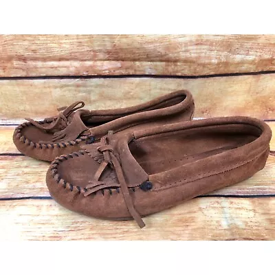 Minnetonka 402 Kilty Hardsole Brown Suede Moccasins Slip On Womens 7 (8d83) • $16.99