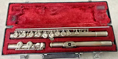 Yamaha YFL225N Flute With Case • $119.95